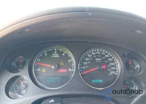 2008 GMC Yukon Xl 1500 Denali z USA, uszkodzony, nr VIN 1GKFK66828J173713